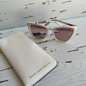 NWOT Quay Reina 125 Sunglasses in Rose Gold & Pearl